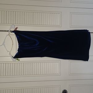 Bad girls club Velvet midi dress